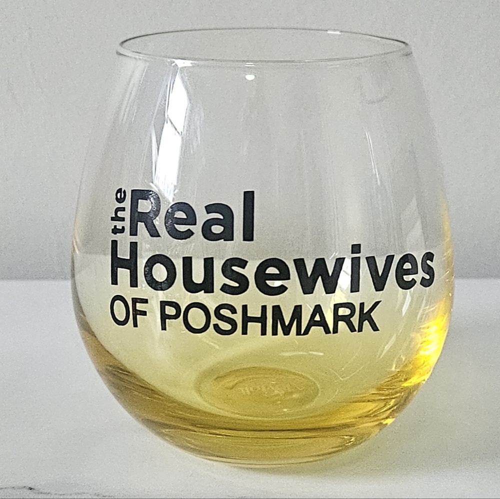 "The Real Housewives Of Poshmark" Stemless Glass Wine Glasses (15oz) - Pick 1 - Picture 7 of 10